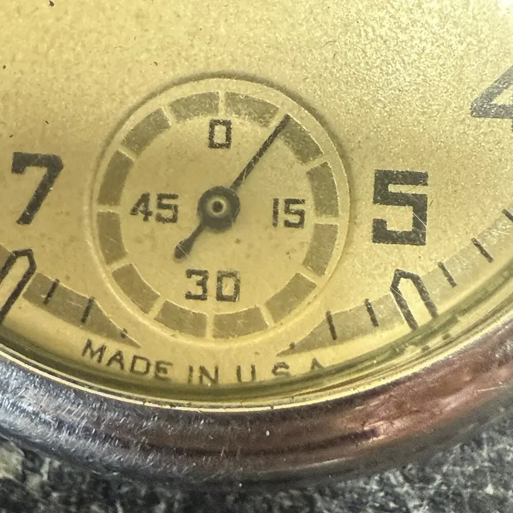 Vintage Ingersoll Yankee Pocket Watch USA 1940’s Non-working Steampunk Repair